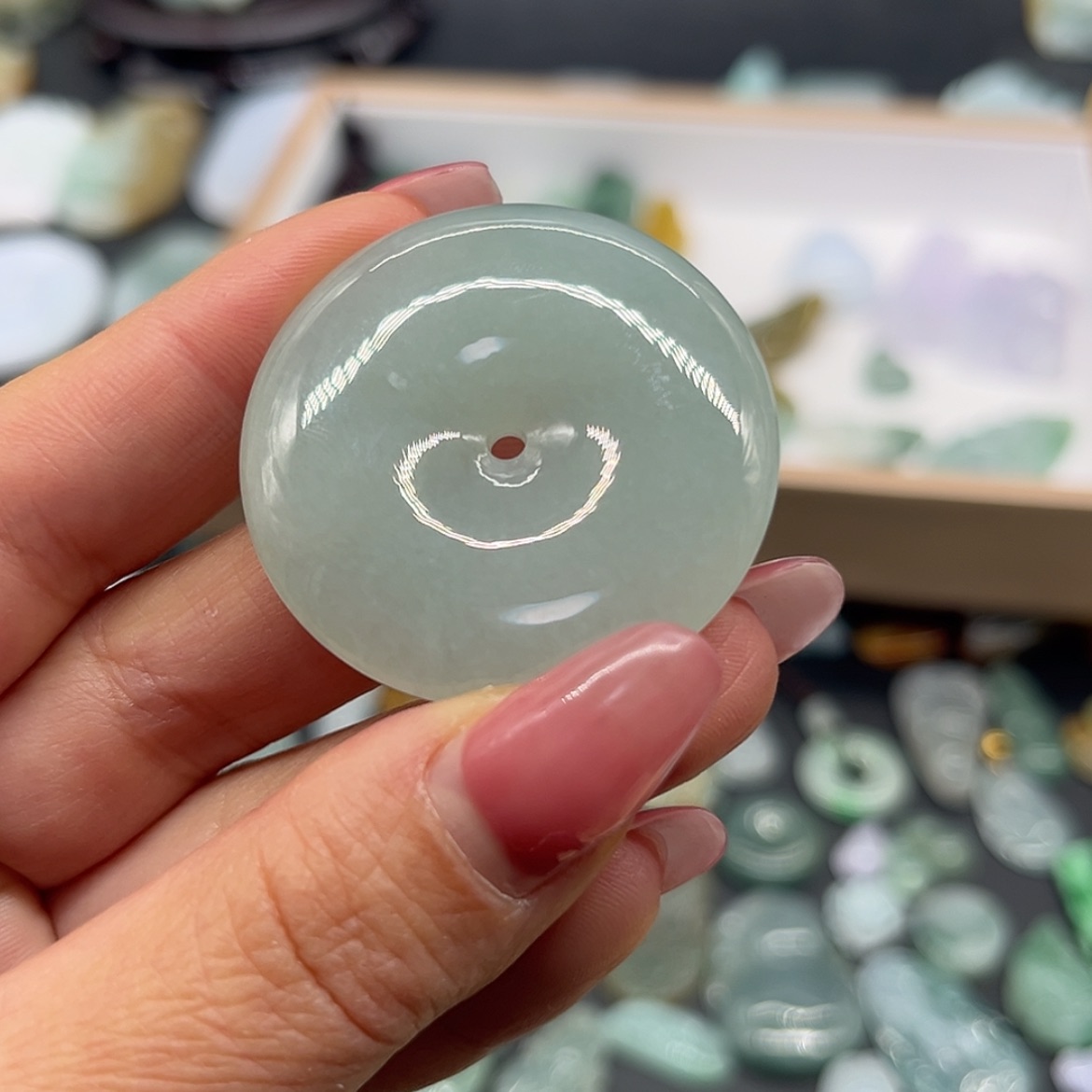 【闪购商品】翡翠颈饰未镶嵌平安扣