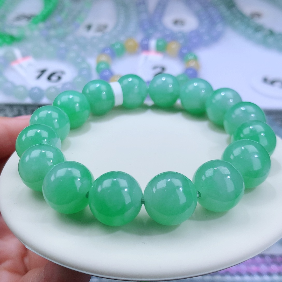 翡翠手链未镶嵌舒*卡13