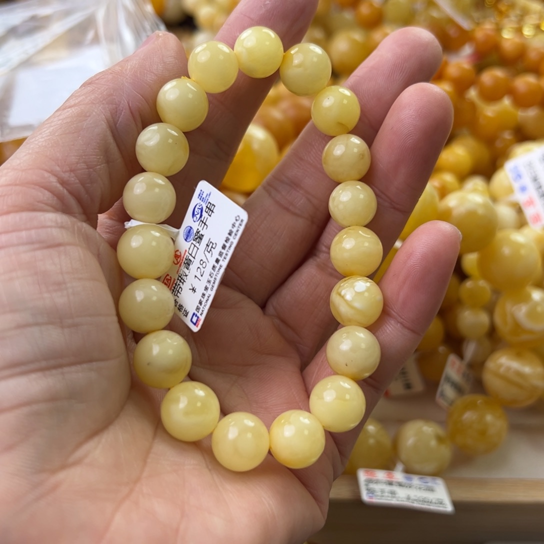 琥珀珠宝奇石未镶嵌