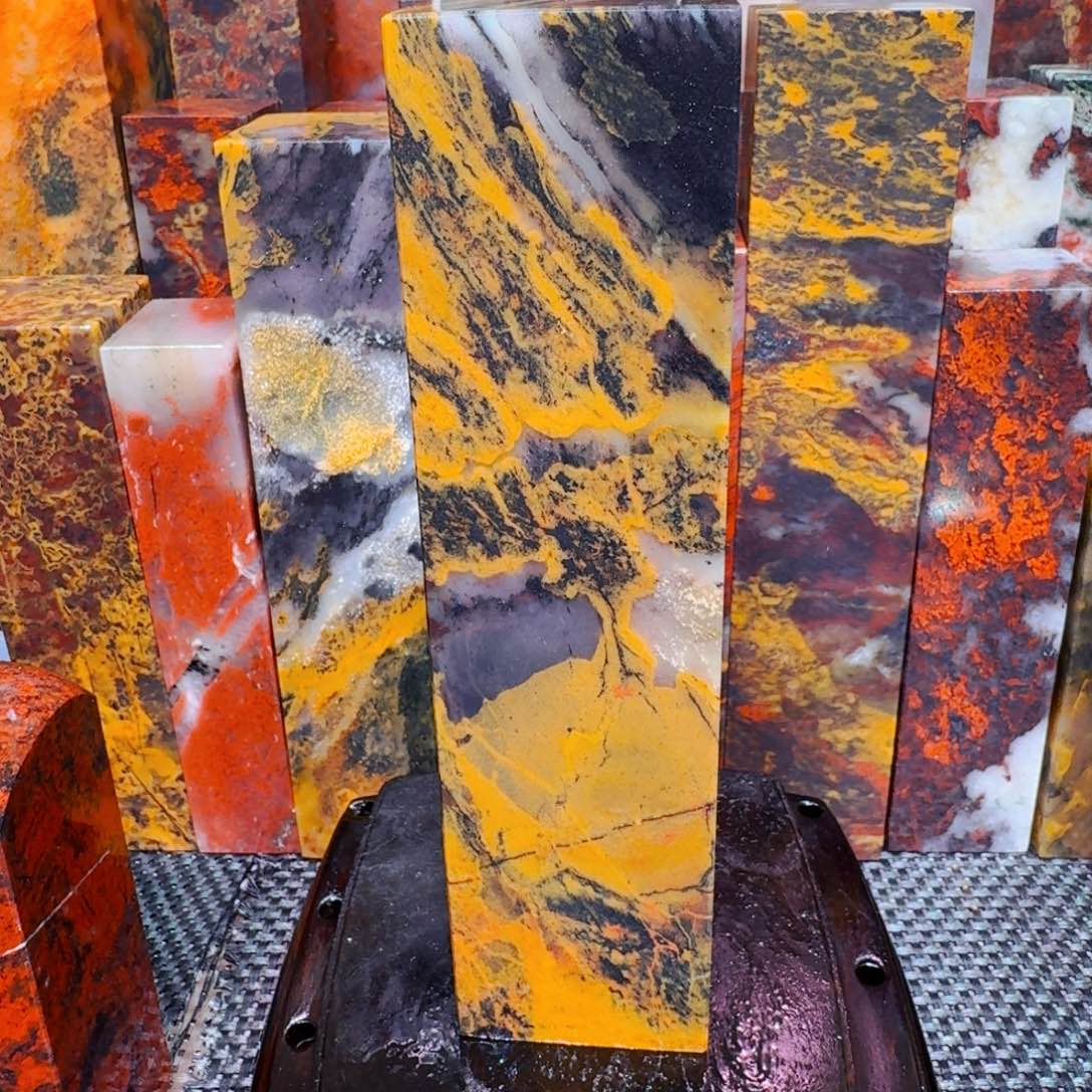 铁桂林鸡血玉口子料印章