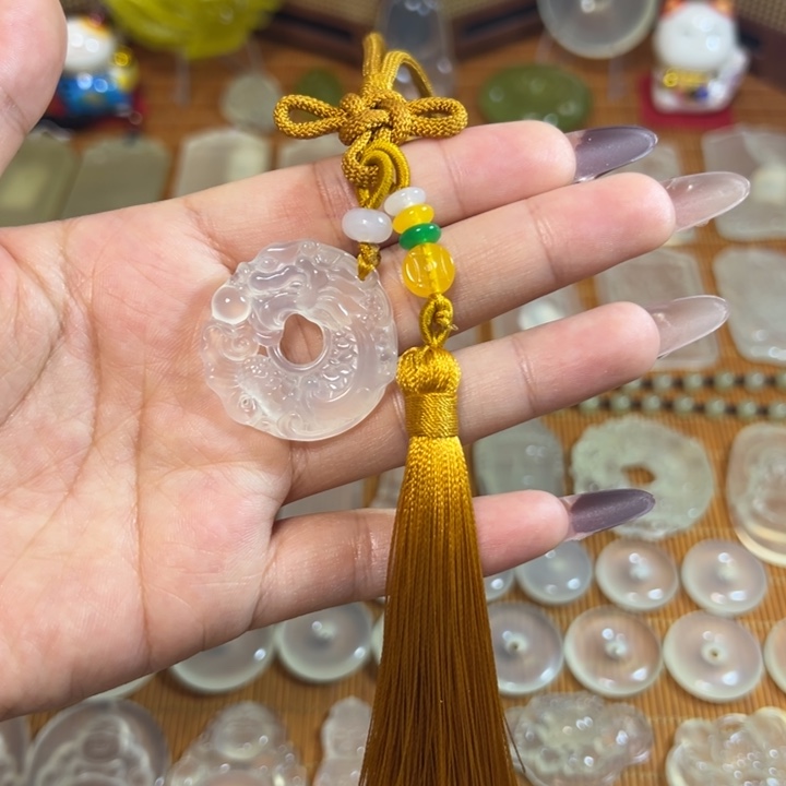 岫玉未镶嵌岫玉白冰挂件龙扣