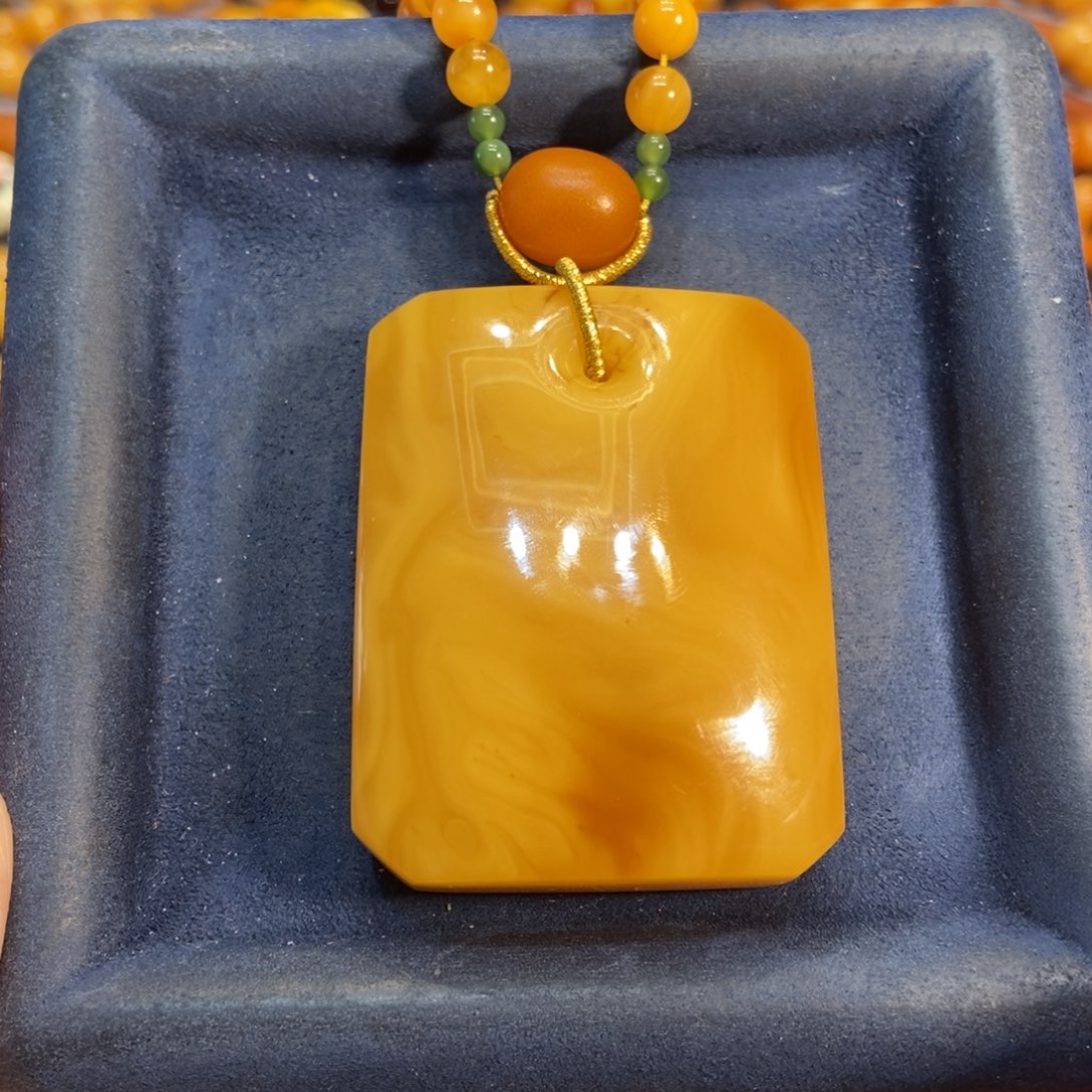 蜜蜡颈饰未镶嵌蜜蜡