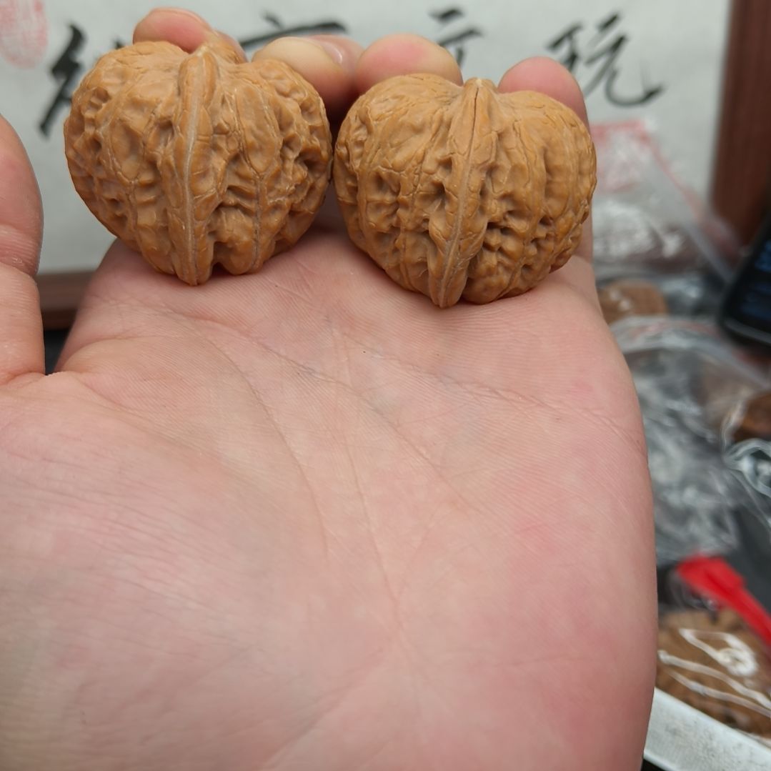 文玩核桃吊坠77888