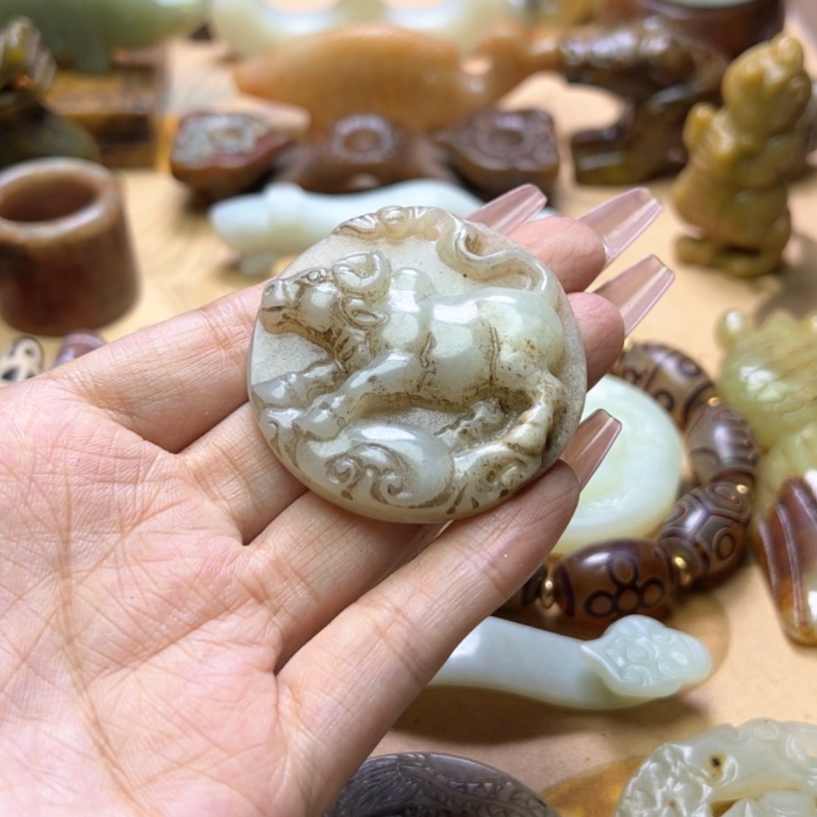 【闪购商品】蛇纹石玉颈饰未镶嵌