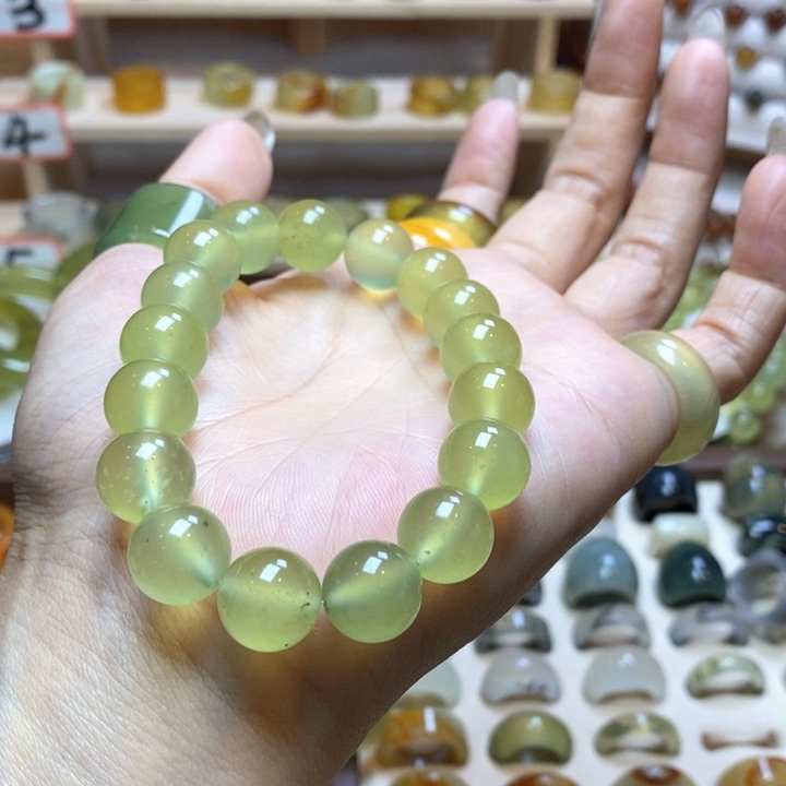 善****蛇纹石玉未镶嵌吊坠(不含链)