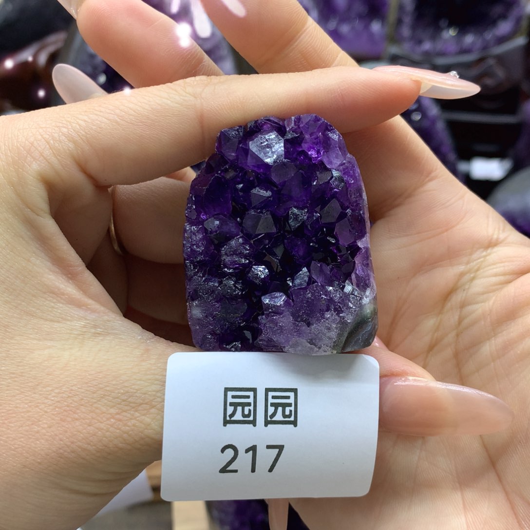 紫晶大型摆件（非配饰）未镶嵌