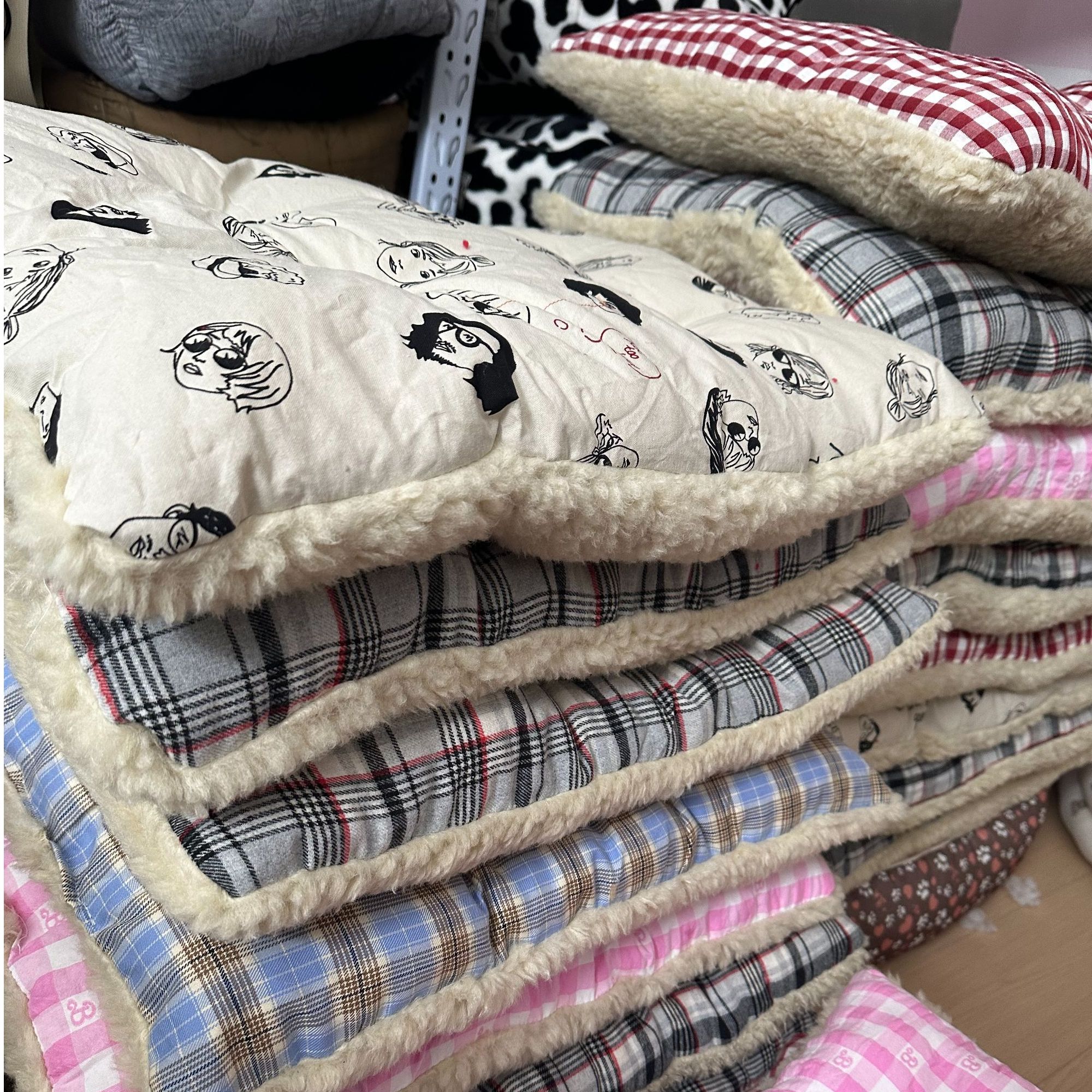 尾单趴趴垫加厚毛绒四季秋冬猫狗小中型犬马尔济斯泰迪比熊