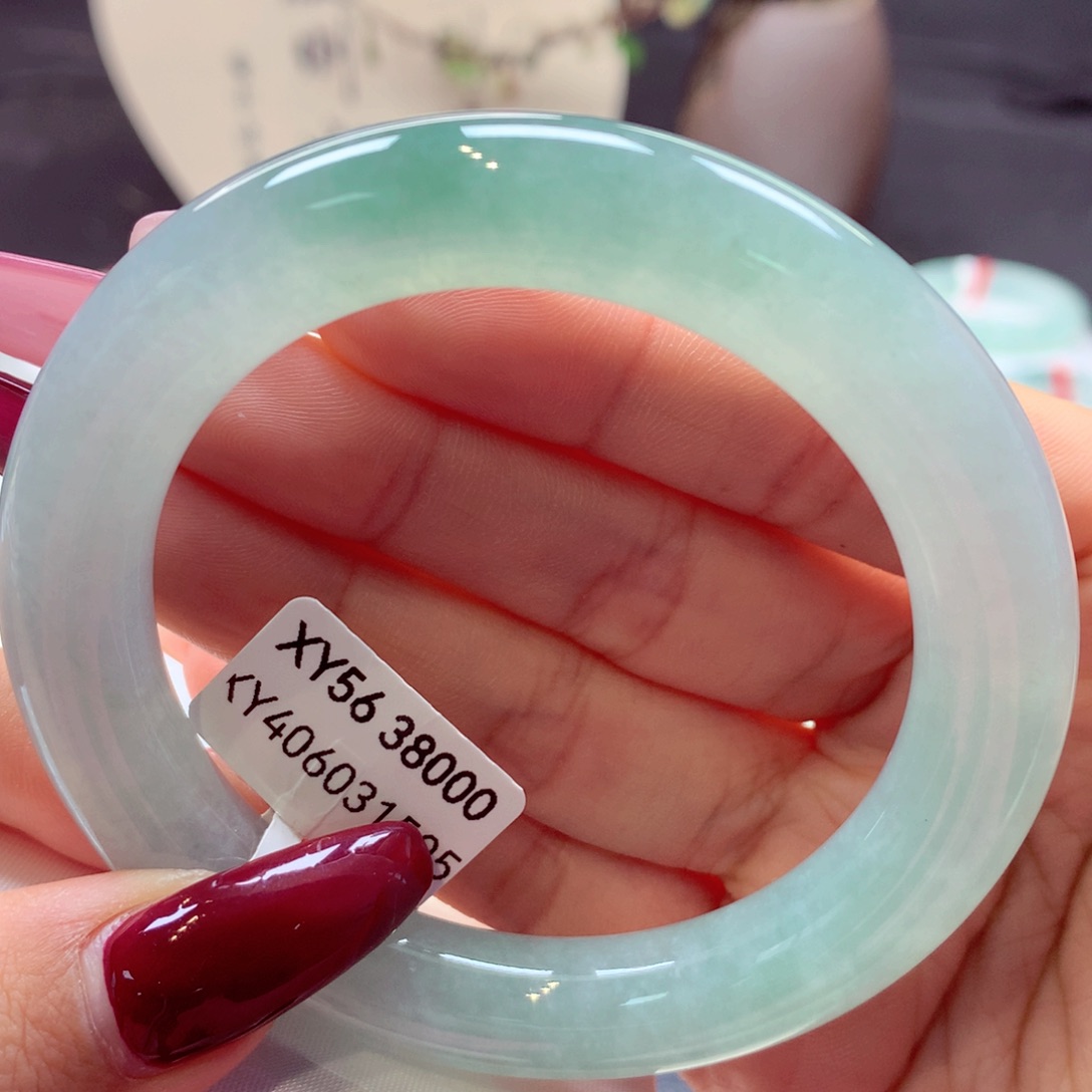 翡翠手镯未镶嵌圆条47号66