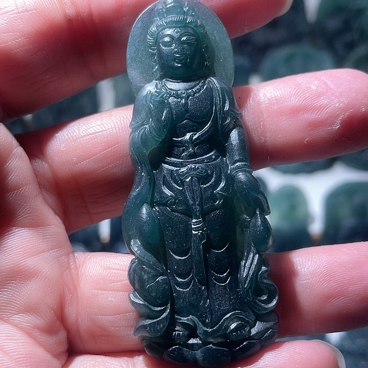 定制翡翠未镶嵌观音