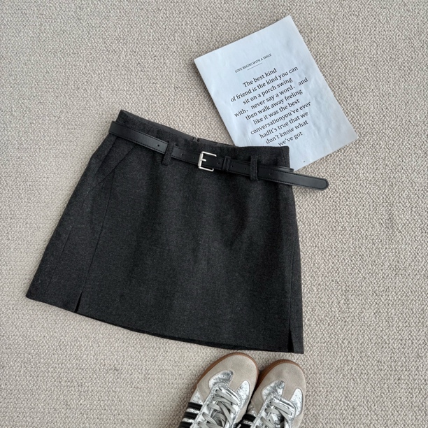 ［春春定制］新款韩版高腰百搭修身显瘦时尚设计后拉链休闲短裙6975