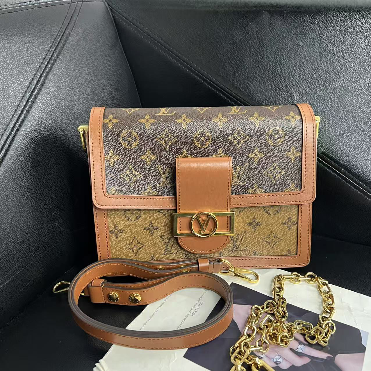 95新 LouisVuitton/路易威登 捐金沉珠/达芙妮中号/铜牌芯片