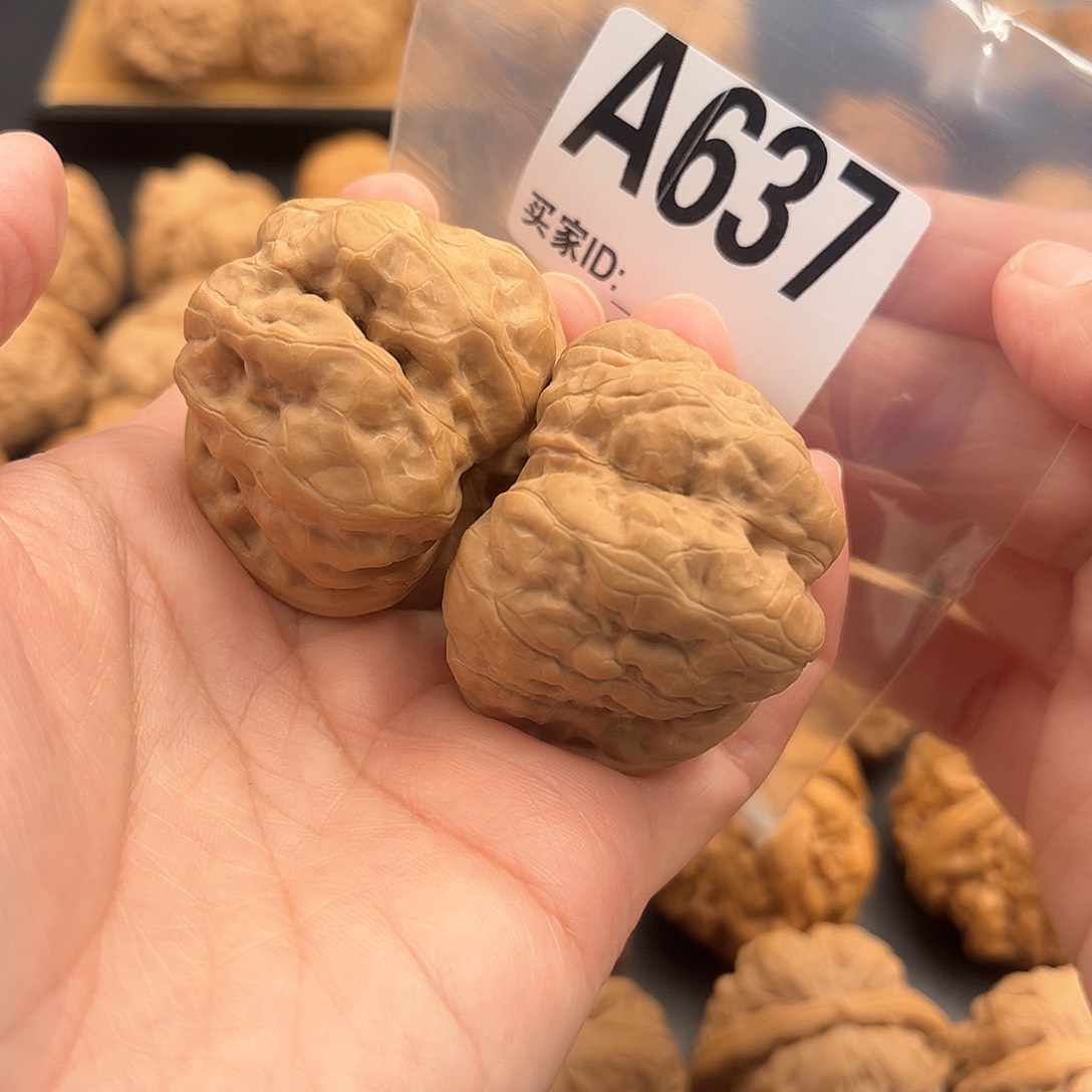 文玩核桃把件雪****?蛙蛙精品42肚45
