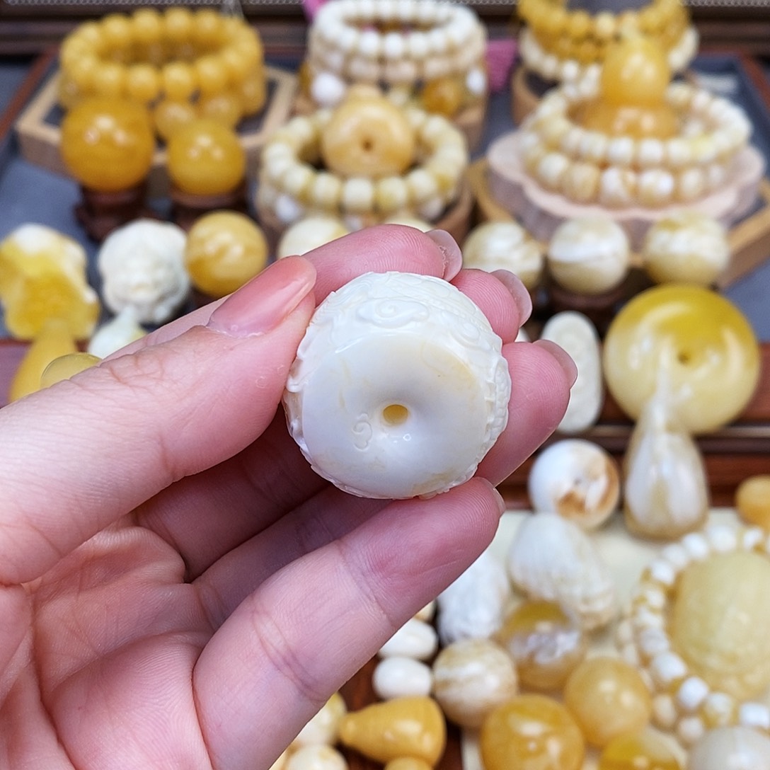 【闪购商品】蜜蜡手链未镶嵌吊牌