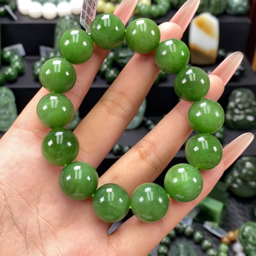 和田玉未镶嵌珠宝奇石