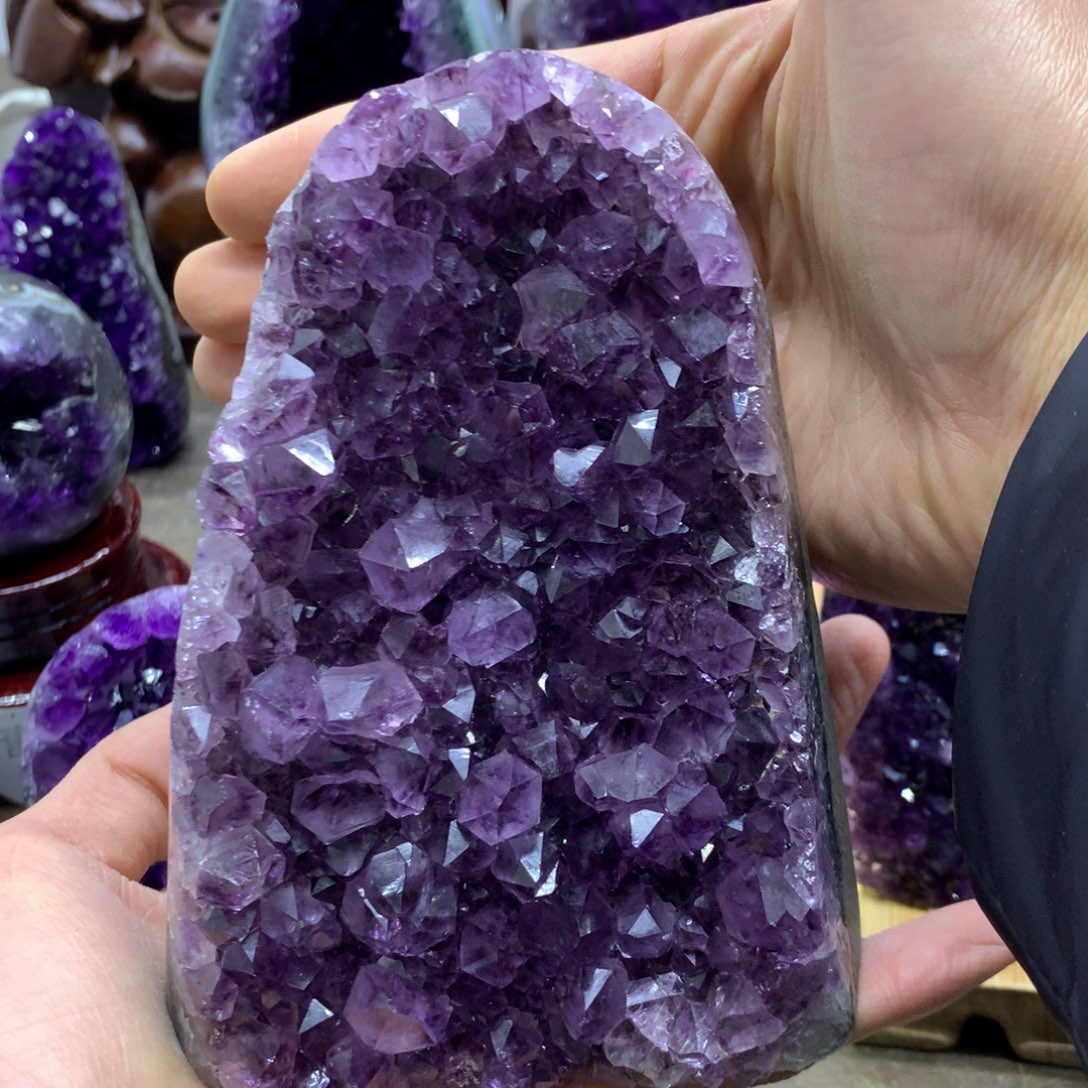 紫晶大型摆件（非配饰）未镶嵌