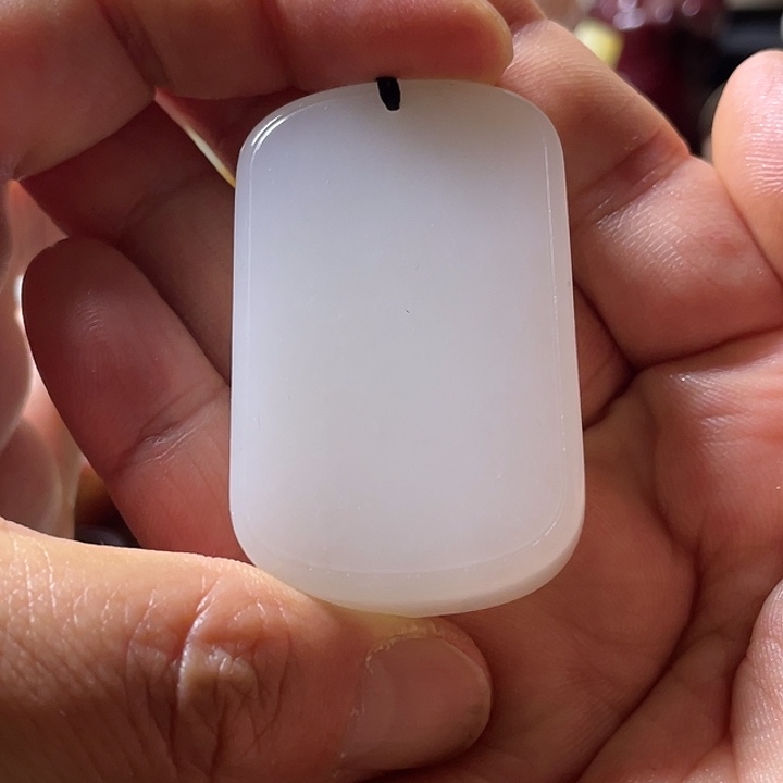 和田玉未镶嵌挂件过**烟