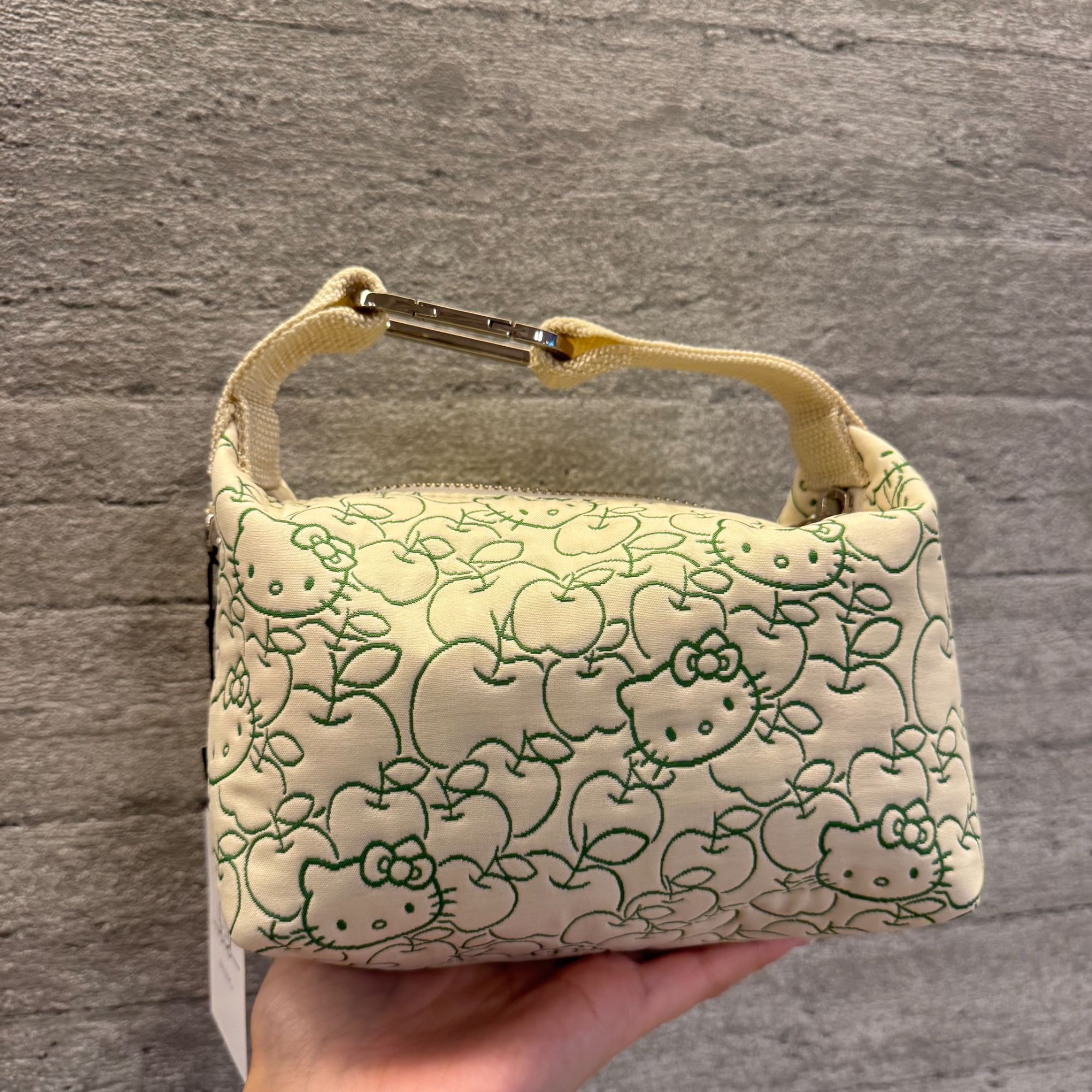 【大阪限定】Hello Kitty 绿色短袖套装 Kitty饭盒包 日本制