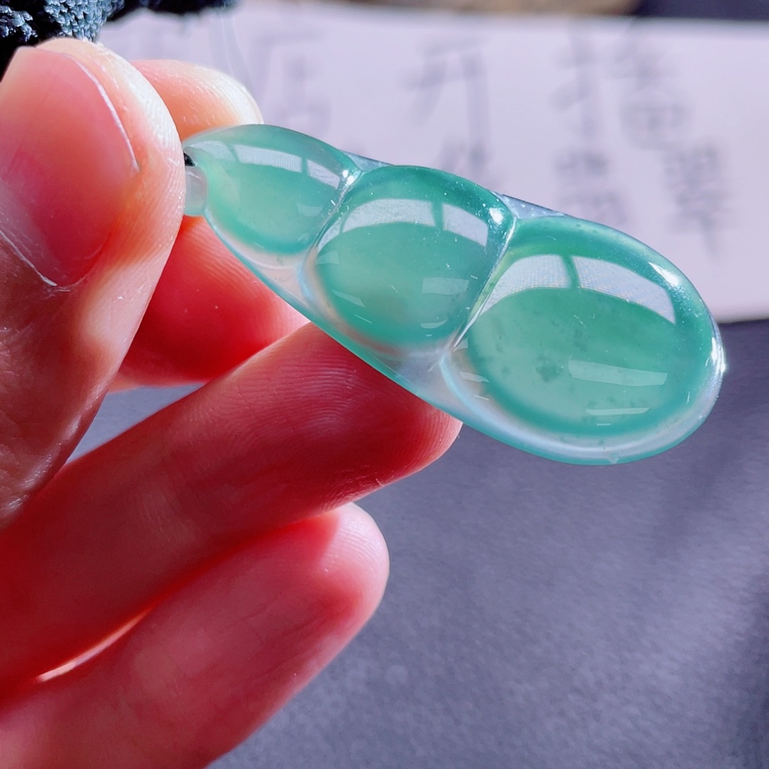 翡翠颈饰未镶嵌888888888