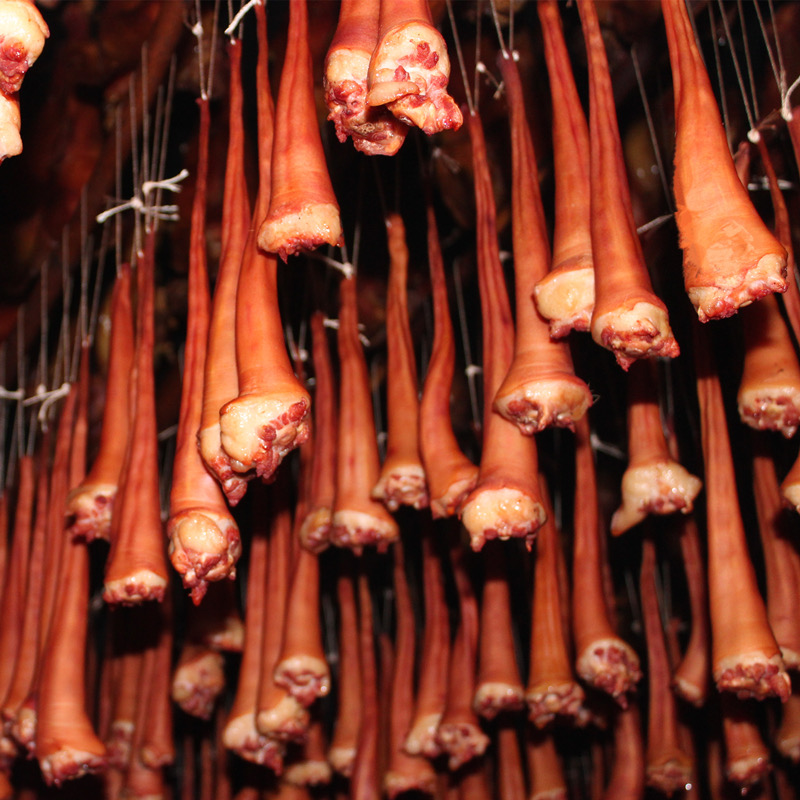 腊猪尾巴四川特产猪尾农家自制美食五香烟熏猪尾根腊肉味猪腊耳朵