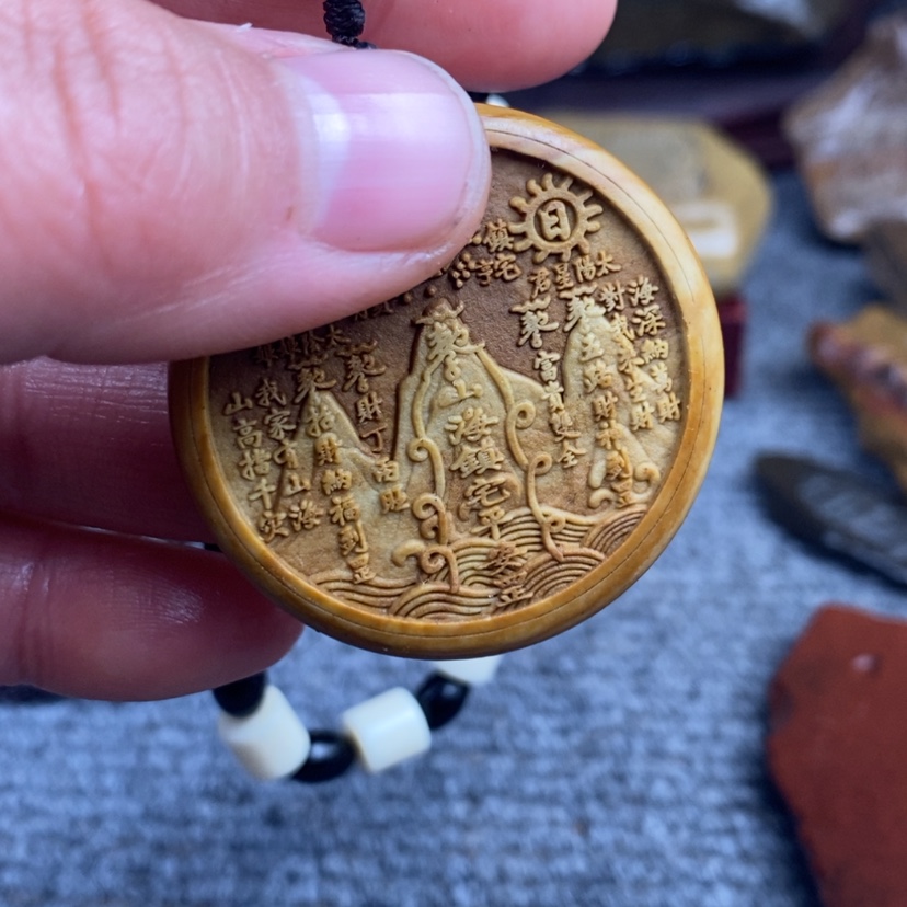 【闪购商品】原石雕刻手把件