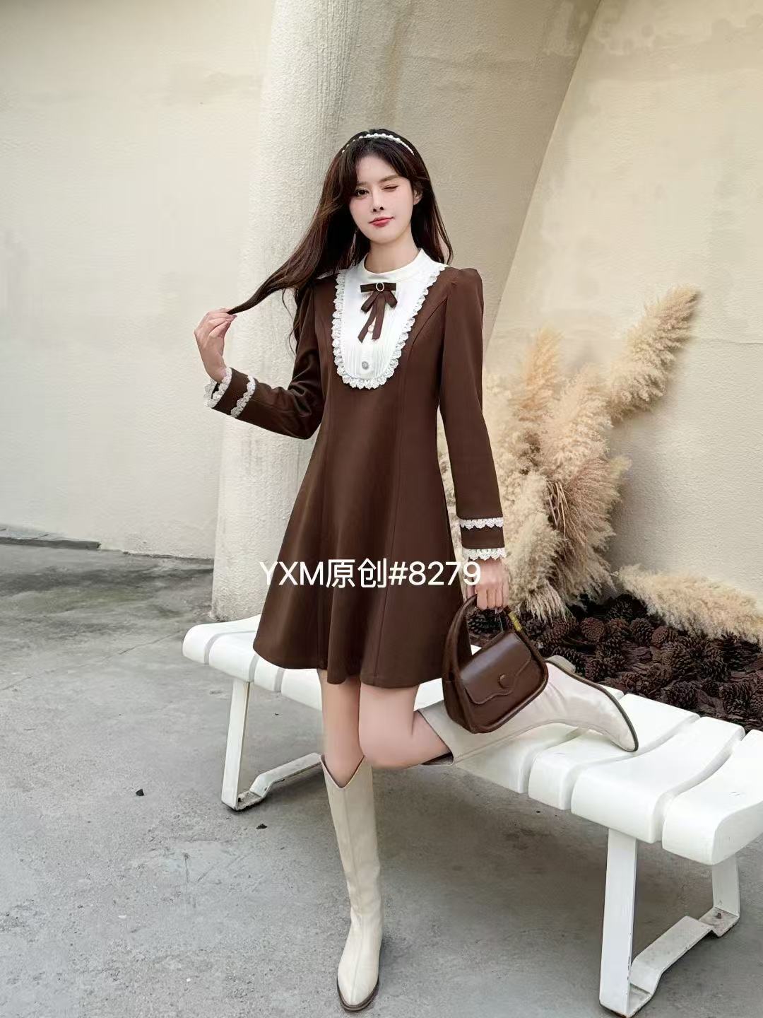 休闲时尚简约大气裙子