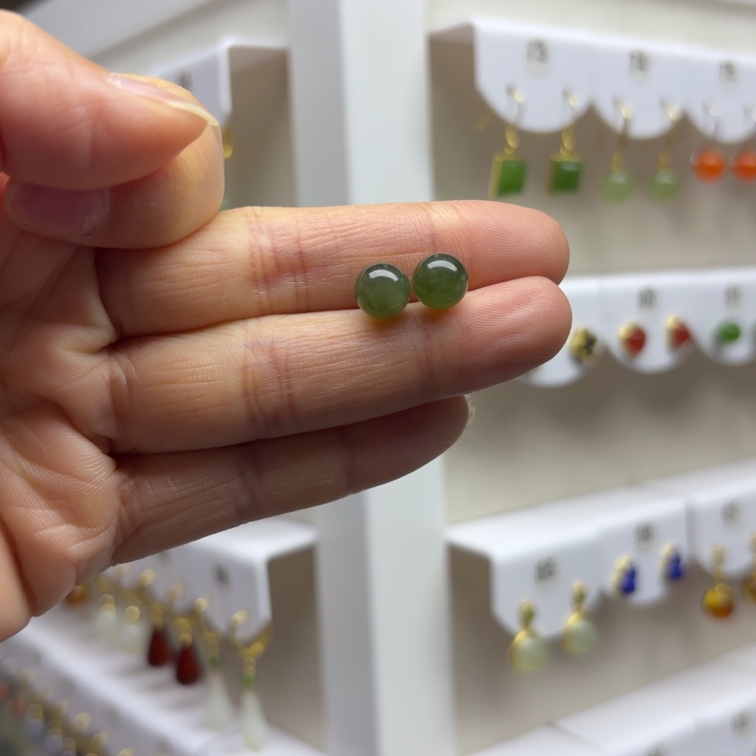 和田玉银S925镶嵌耳饰8mm