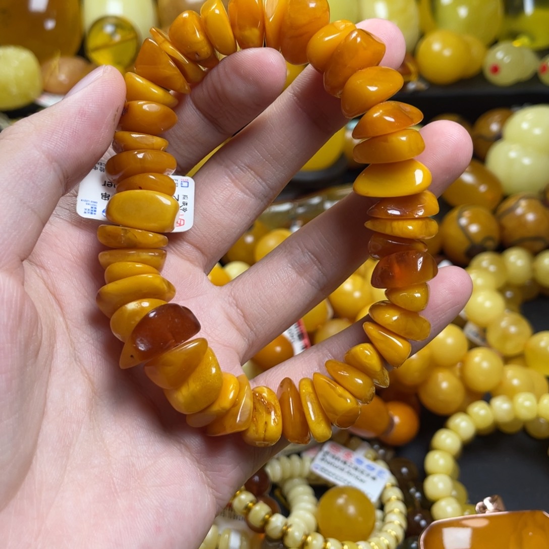 琥珀未镶嵌珠宝奇石