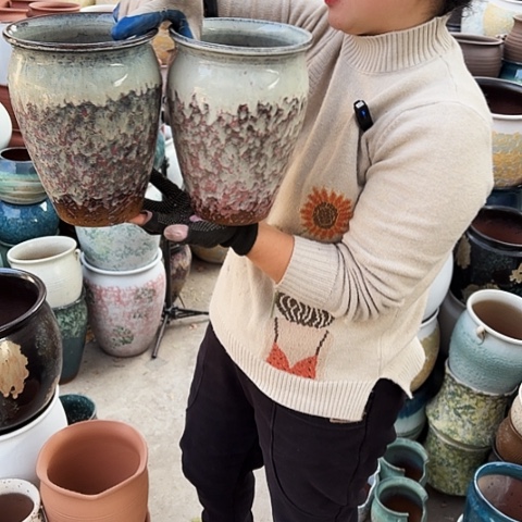 口17高23瑕疵盆子。