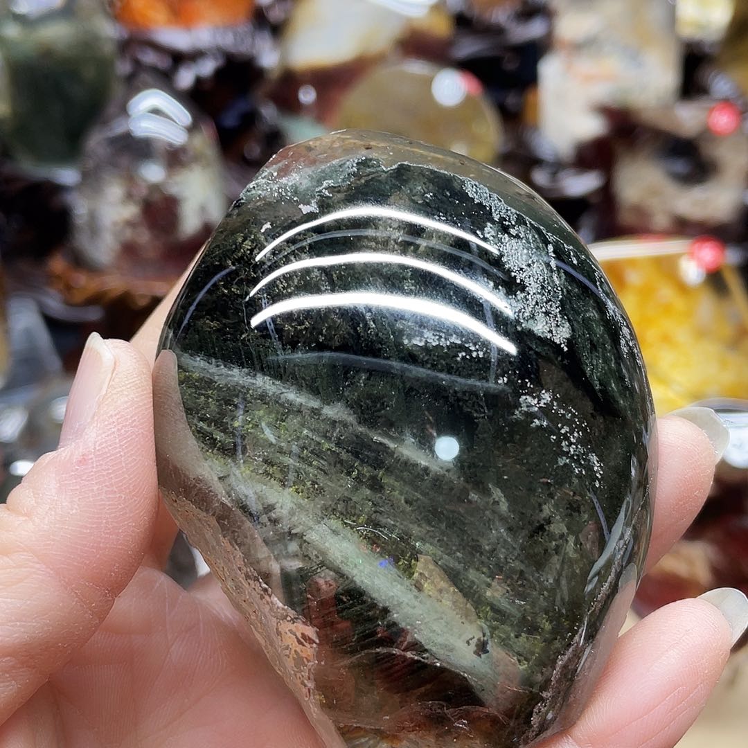 未镶嵌水晶珠宝半成品