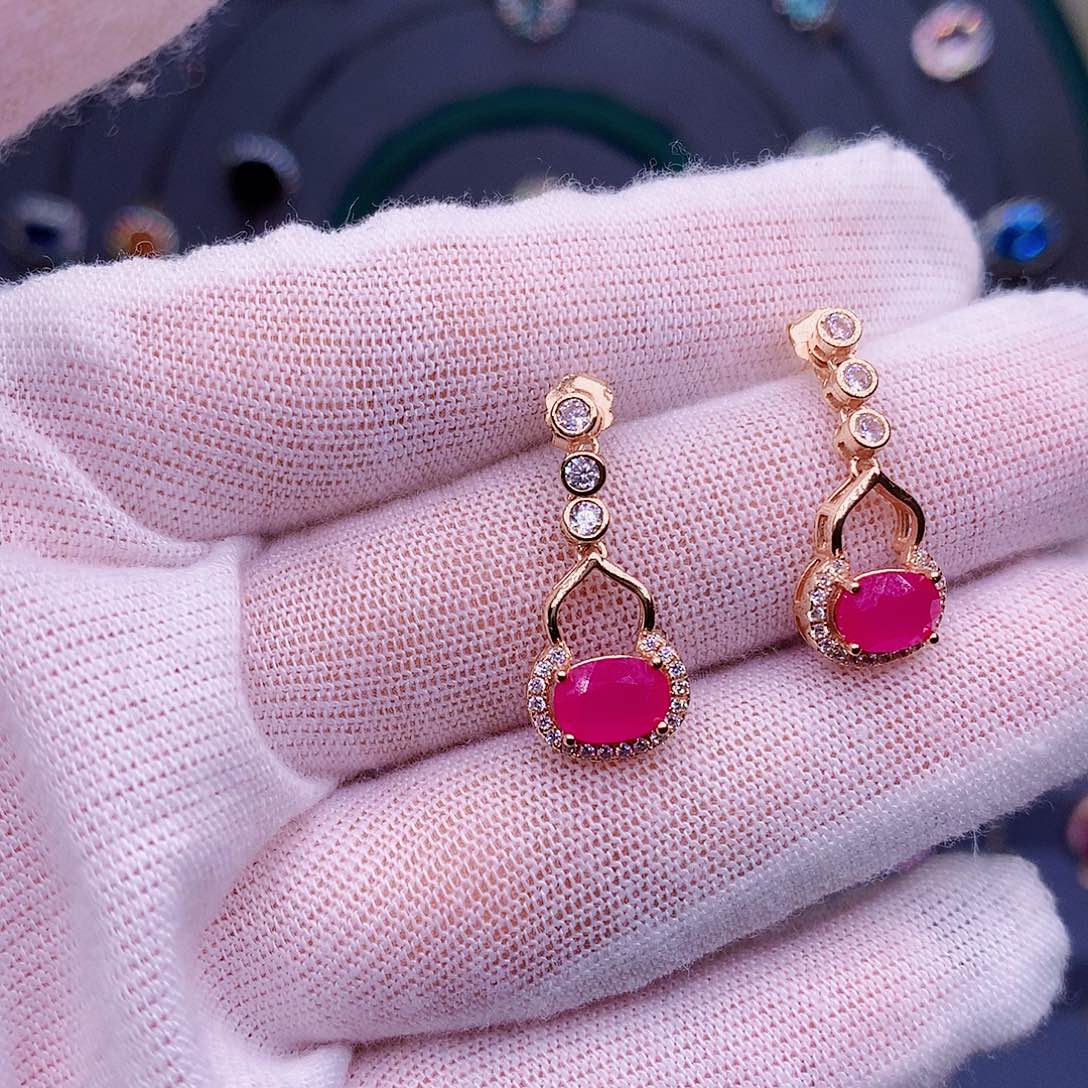 红宝石耳饰银S925镶嵌