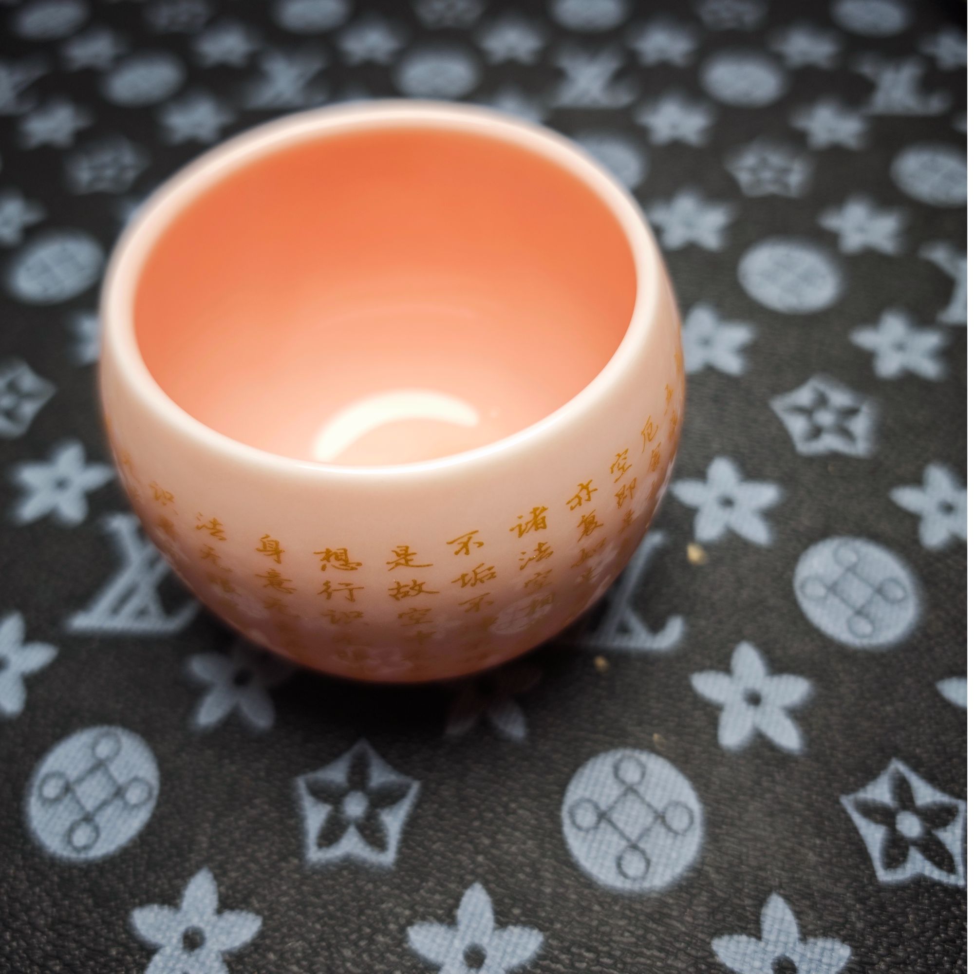 粉色心经龙蛋主人杯