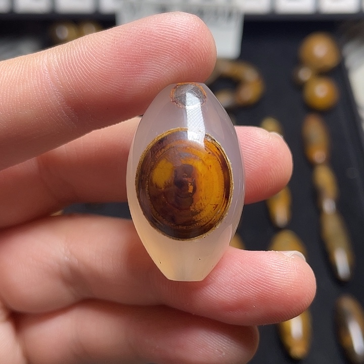 玛瑙/玉髓手串未镶嵌