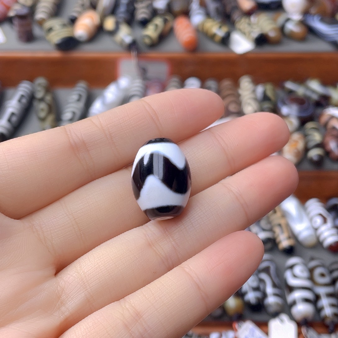 未镶嵌颈饰玛瑙/玉髓