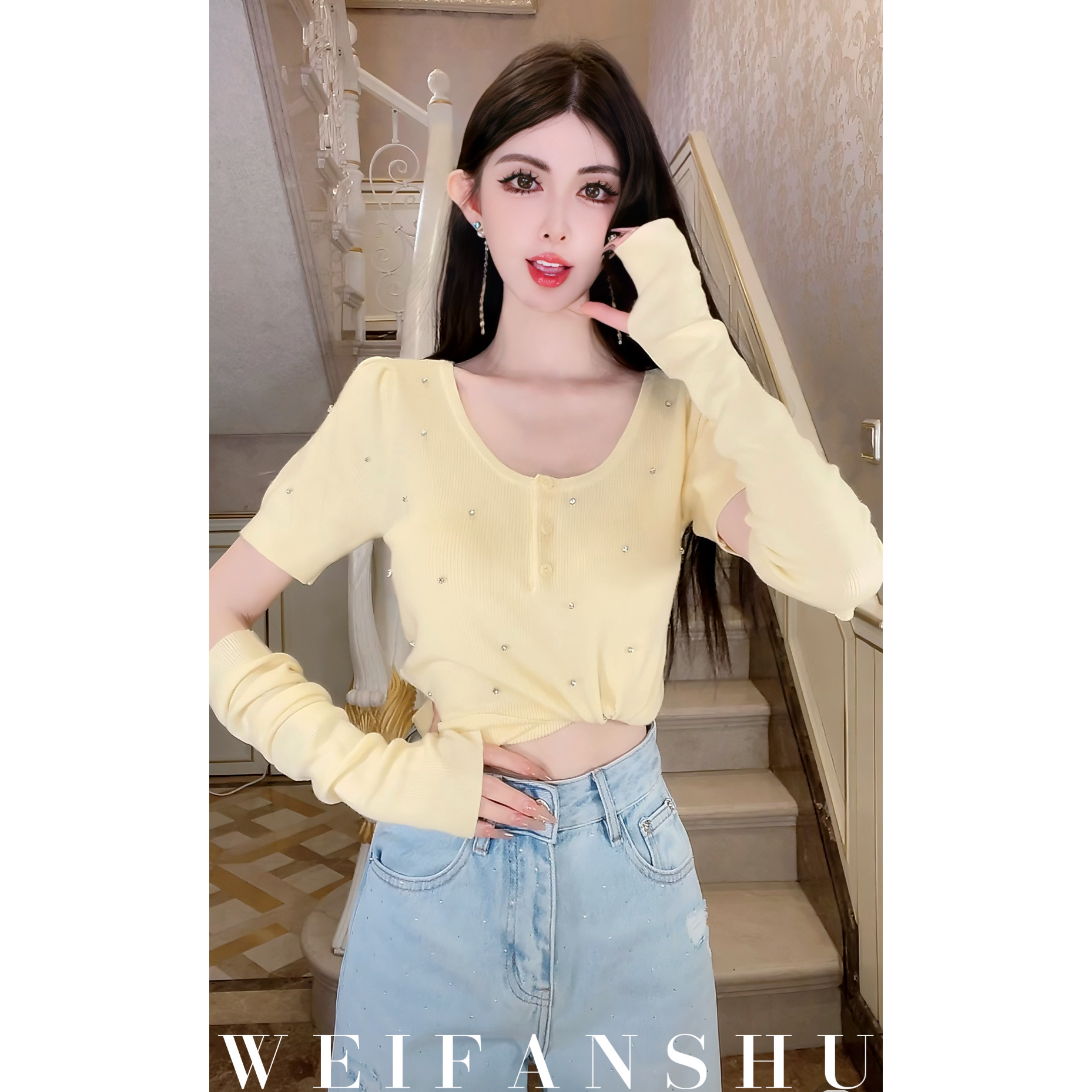 WEIFANSHU/魏凡舒【半岛松茶】春夏新款时尚精致半袖烫钻针织上衣