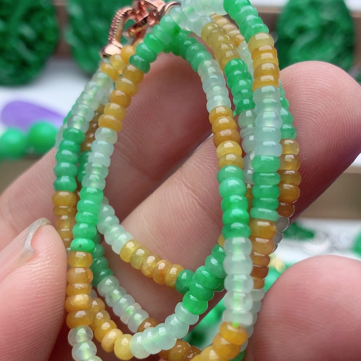 翡翠未镶嵌毛衣链