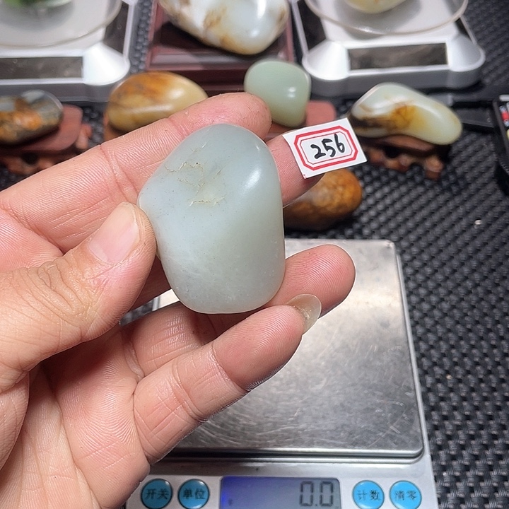 未镶嵌和田玉挂件256