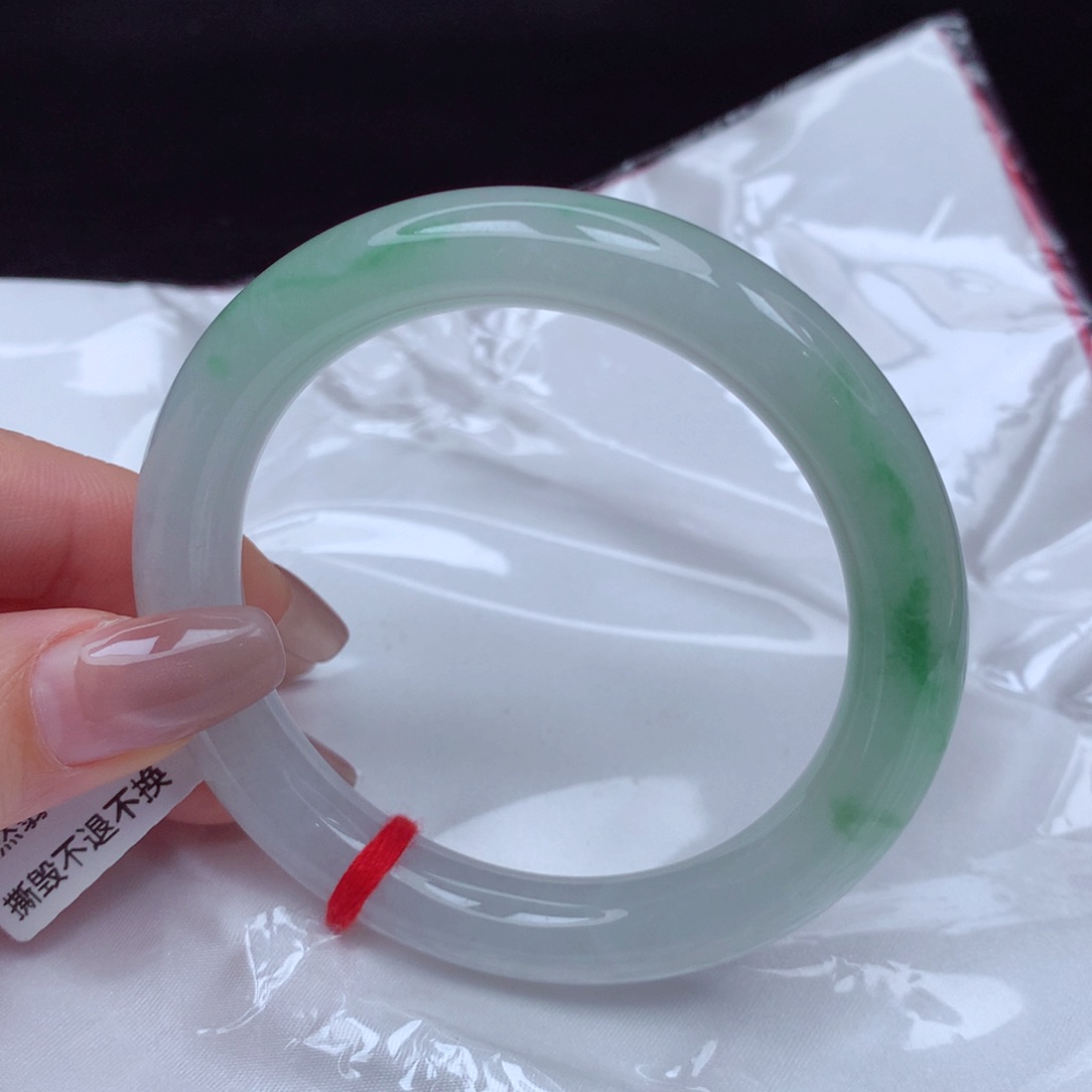 翡翠手镯未镶嵌手镯56