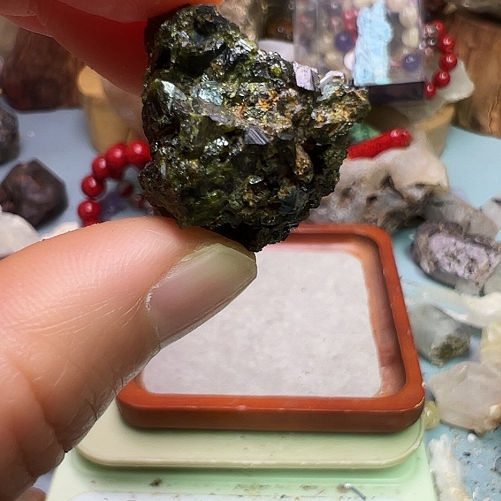 y***z未镶嵌珠宝半成品水晶