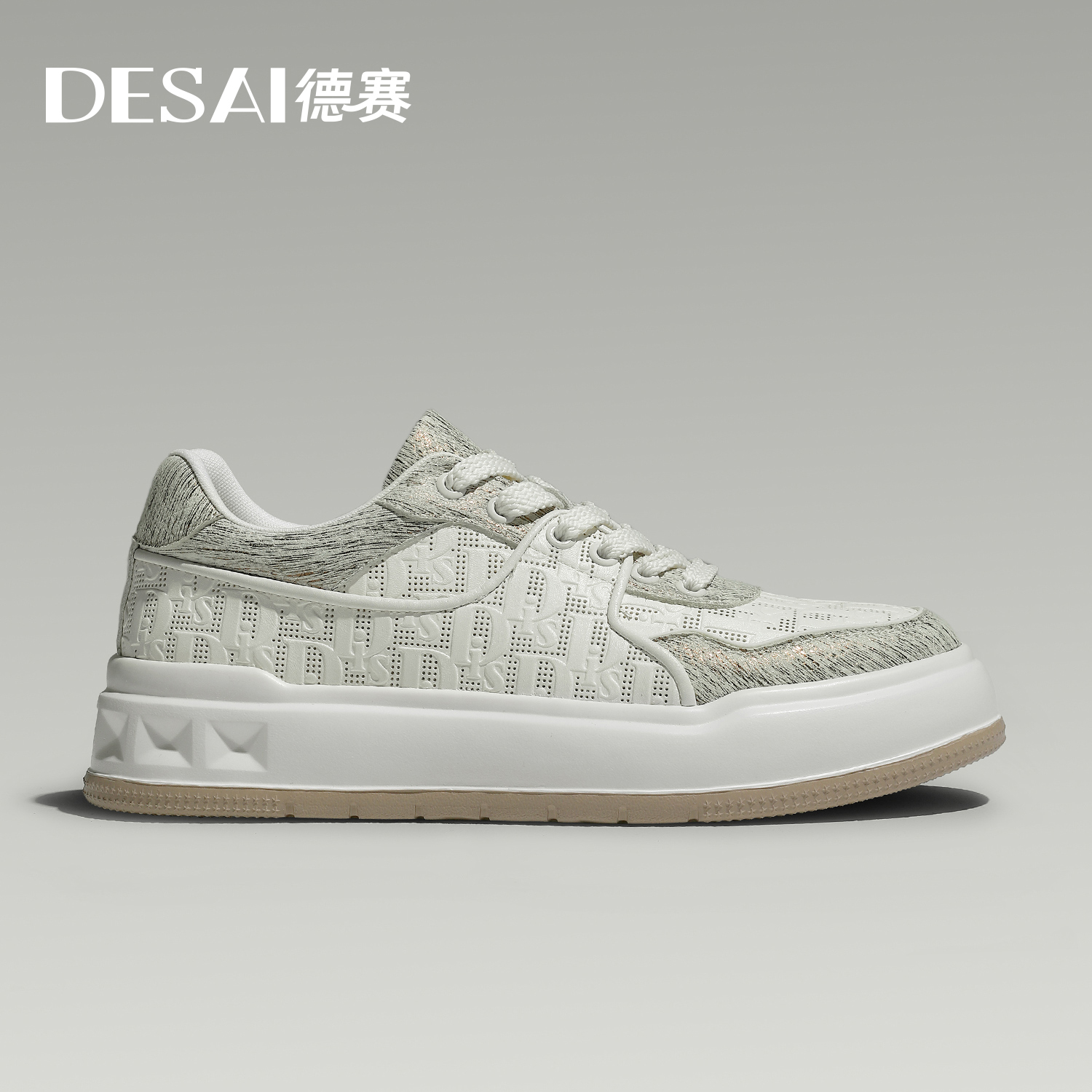 德赛春季新款男士厚底低帮休闲鞋百搭厚底时尚复古透气男鞋2.26D