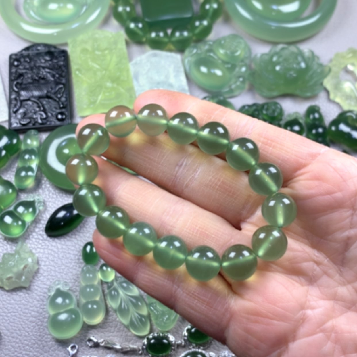 【闪购商品】蛇纹石玉岫玉未镶嵌