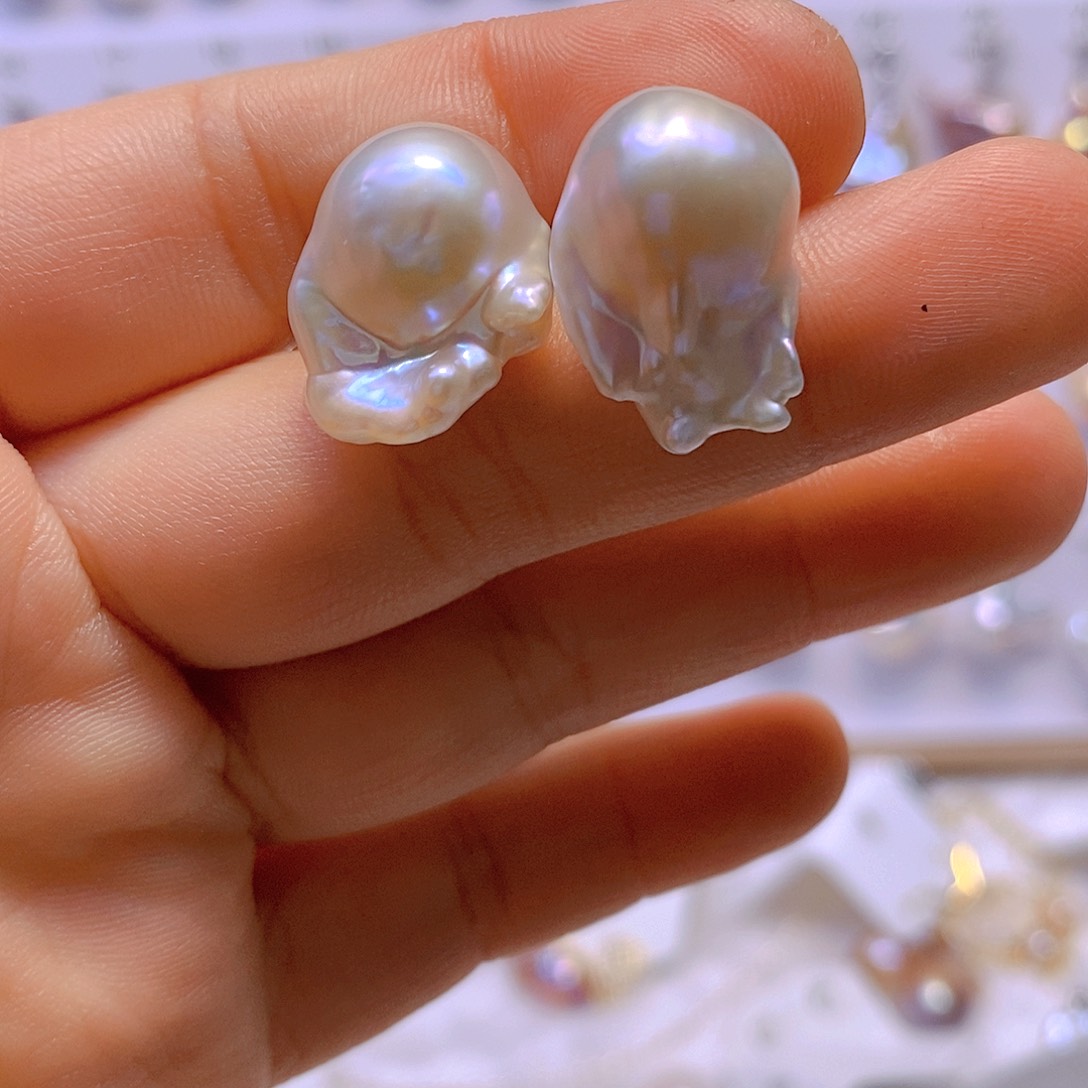 淡水珍珠合金颈饰