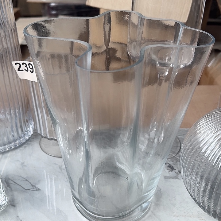 19*15*24异形口花瓶福利款花瓶