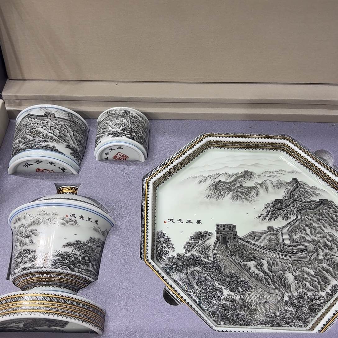 景德镇市和上海浦东新