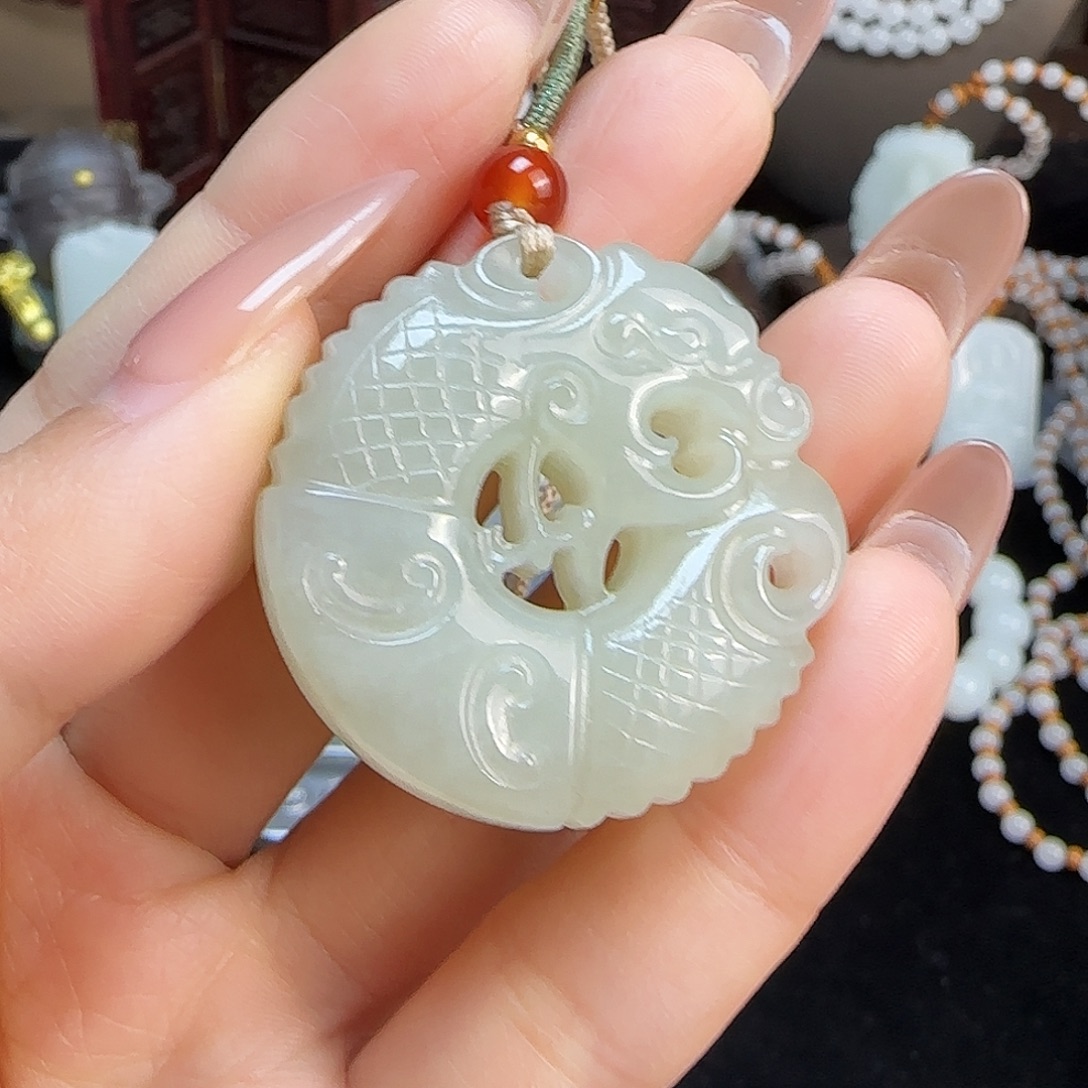 和田玉未镶嵌颈饰定制发货