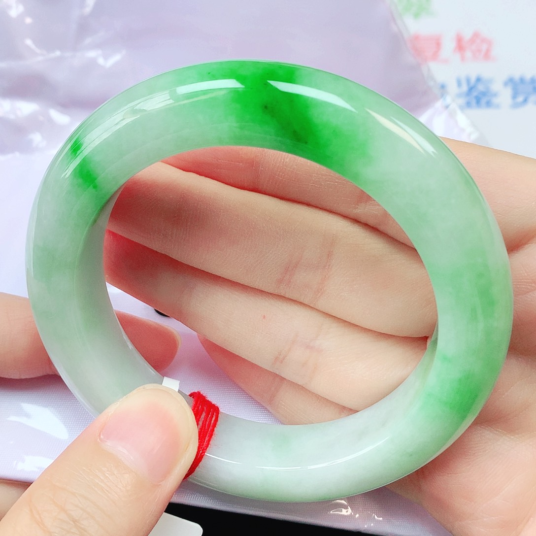 未镶嵌手镯翡翠抖音360
