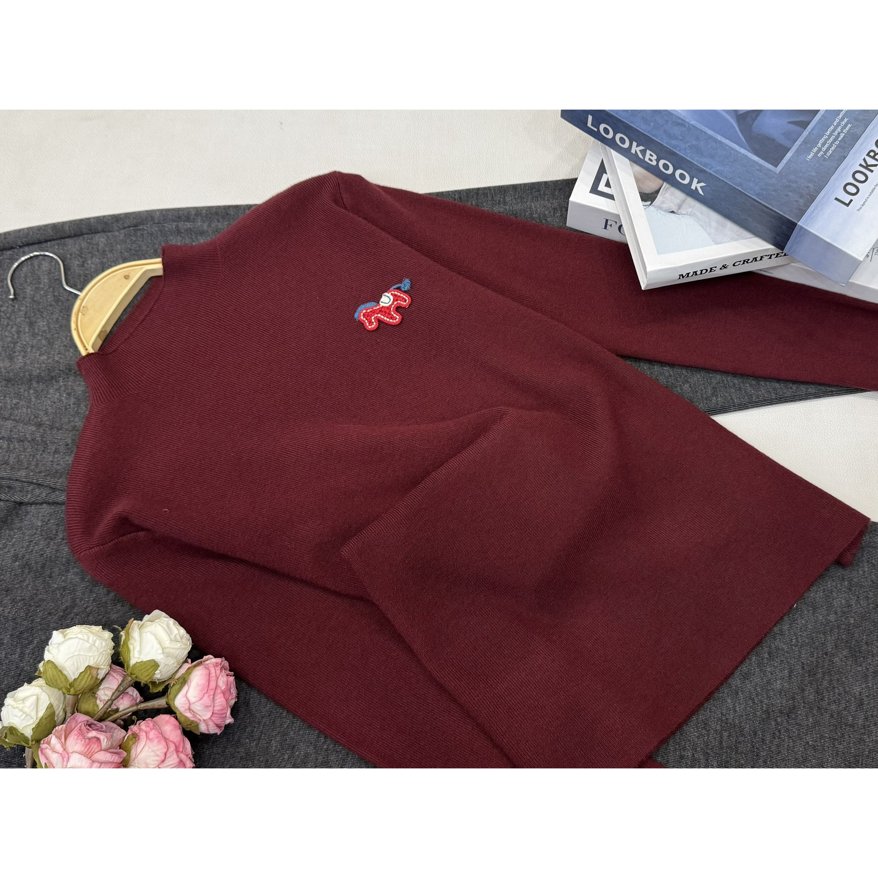 【红色小马套头衫】秋冬新款时尚长袖针织上衣QC5976