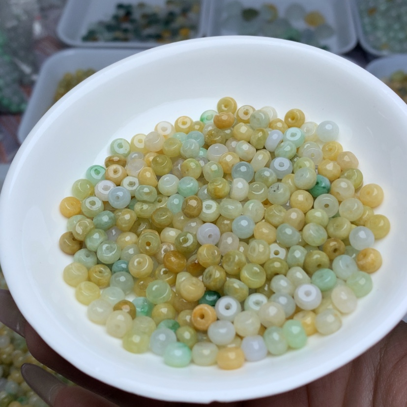 【闪购商品】翡翠手链未镶嵌卡3乘6冰黄算盘100颗