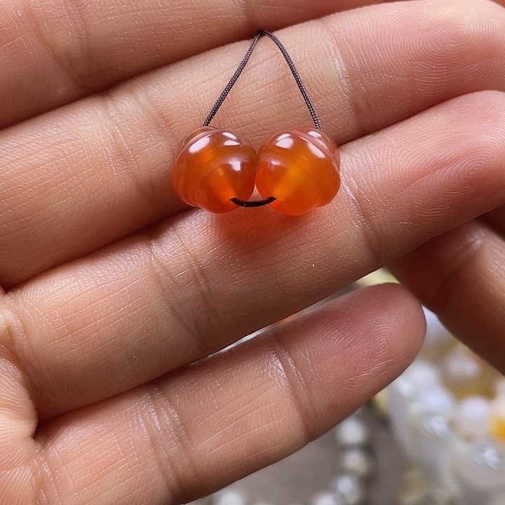 。***。玛瑙/玉髓未镶嵌颈饰