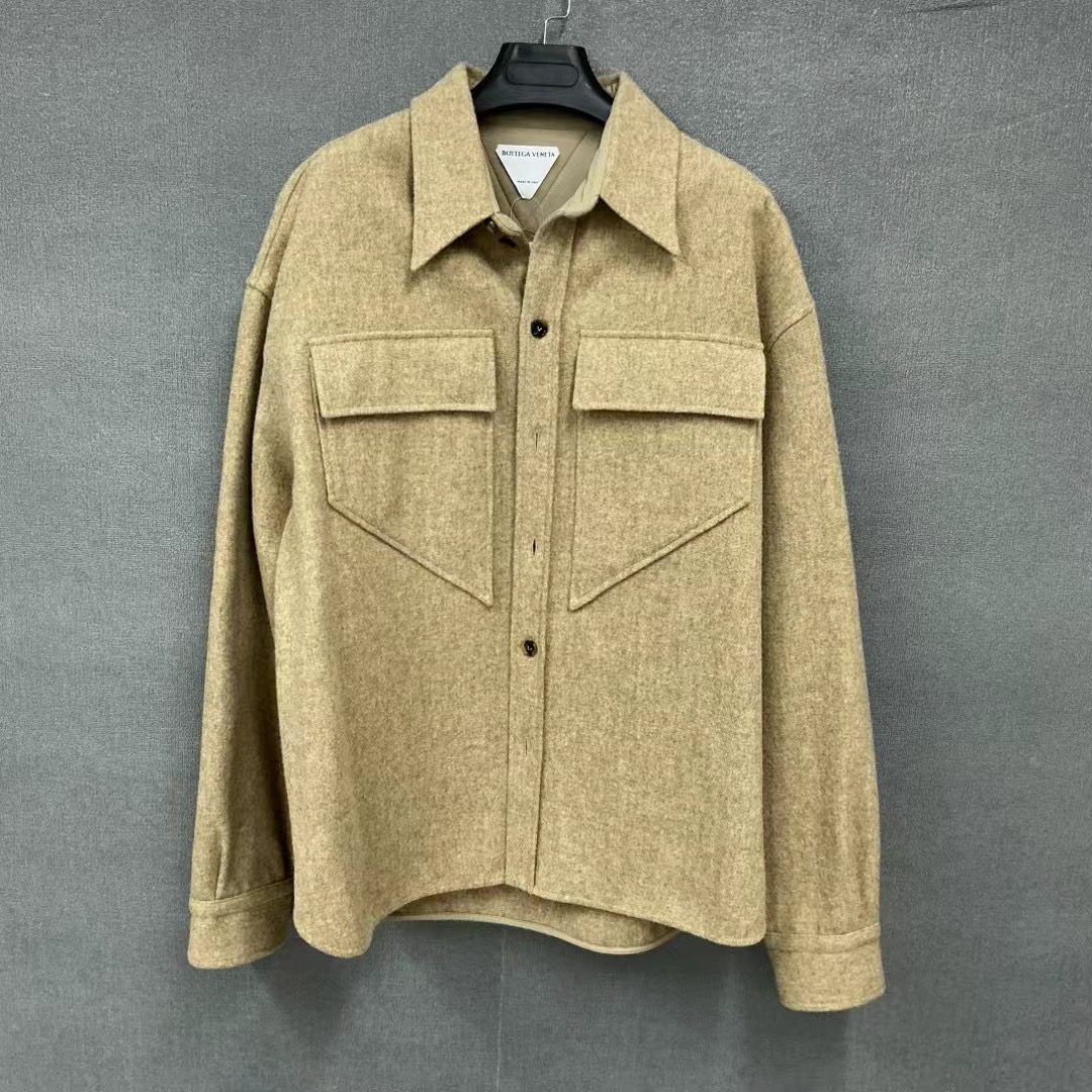 全新未使用 BOTTEGA VENETA/葆蝶家 毛呢厚衬衫款夹克外套/40码