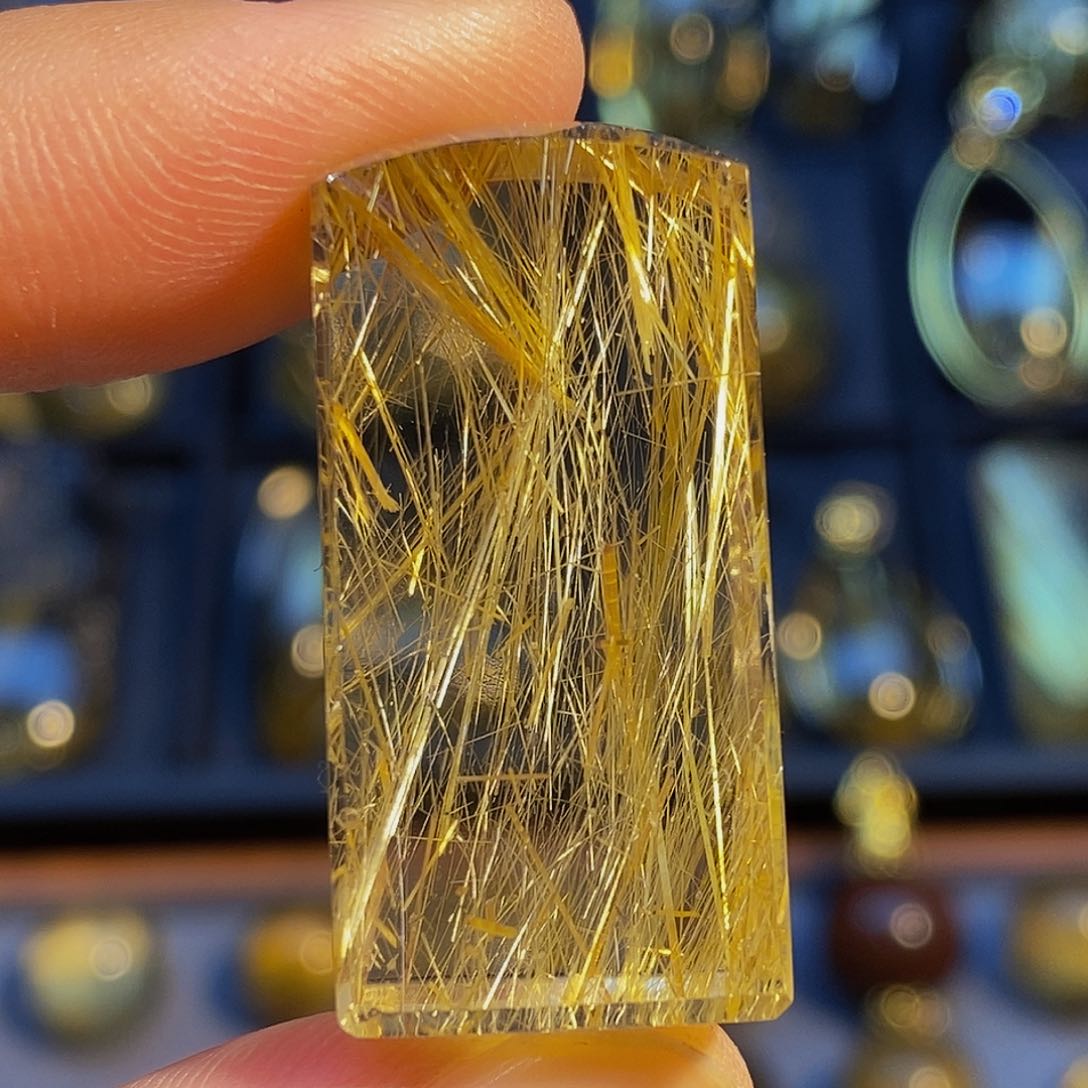 未镶嵌颈饰水晶天然净体钛晶吊坠